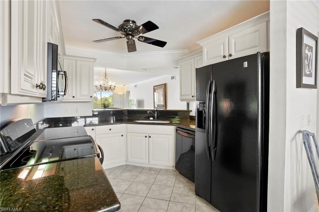 340 Horse Creek Dr, Unit 307, Naples, FL 34110 Photo