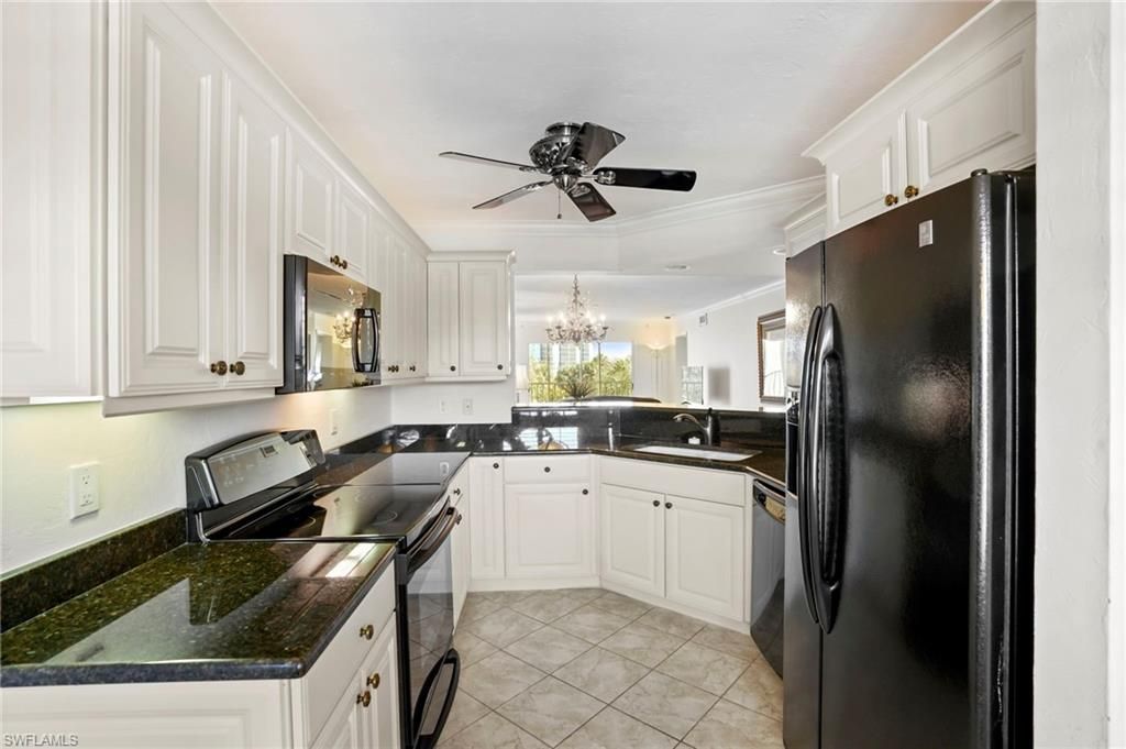 340 Horse Creek Dr, Unit 307, Naples, FL 34110 Photo