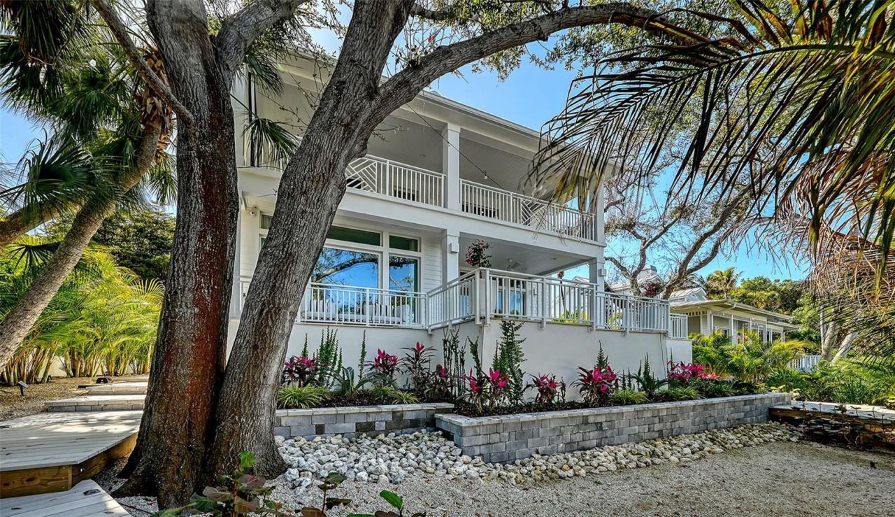 1621 Bay Point Court, Sarasota, FL 34236 Photo