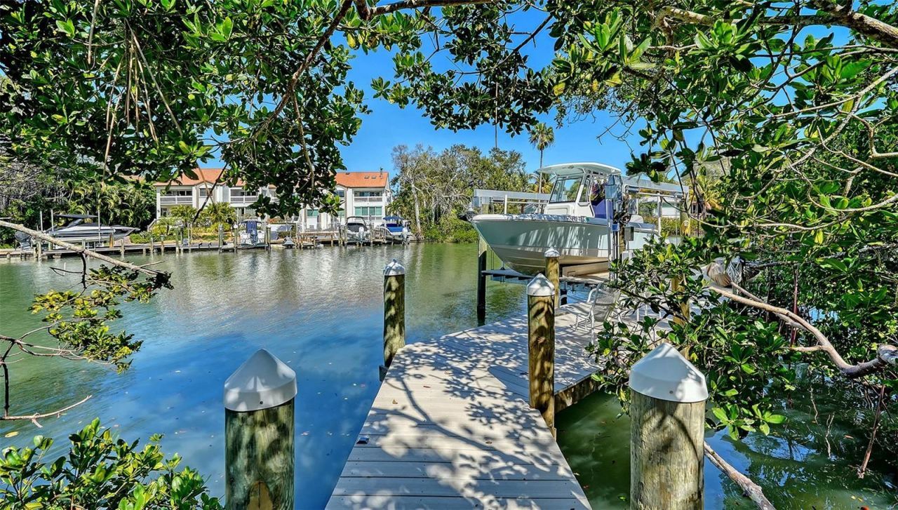 1621 Bay Point Court, Sarasota, FL 34236 Photo