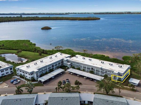 4704 INDEPENDENCE DRIVE, Unit 4704, BRADENTON, FL 34210