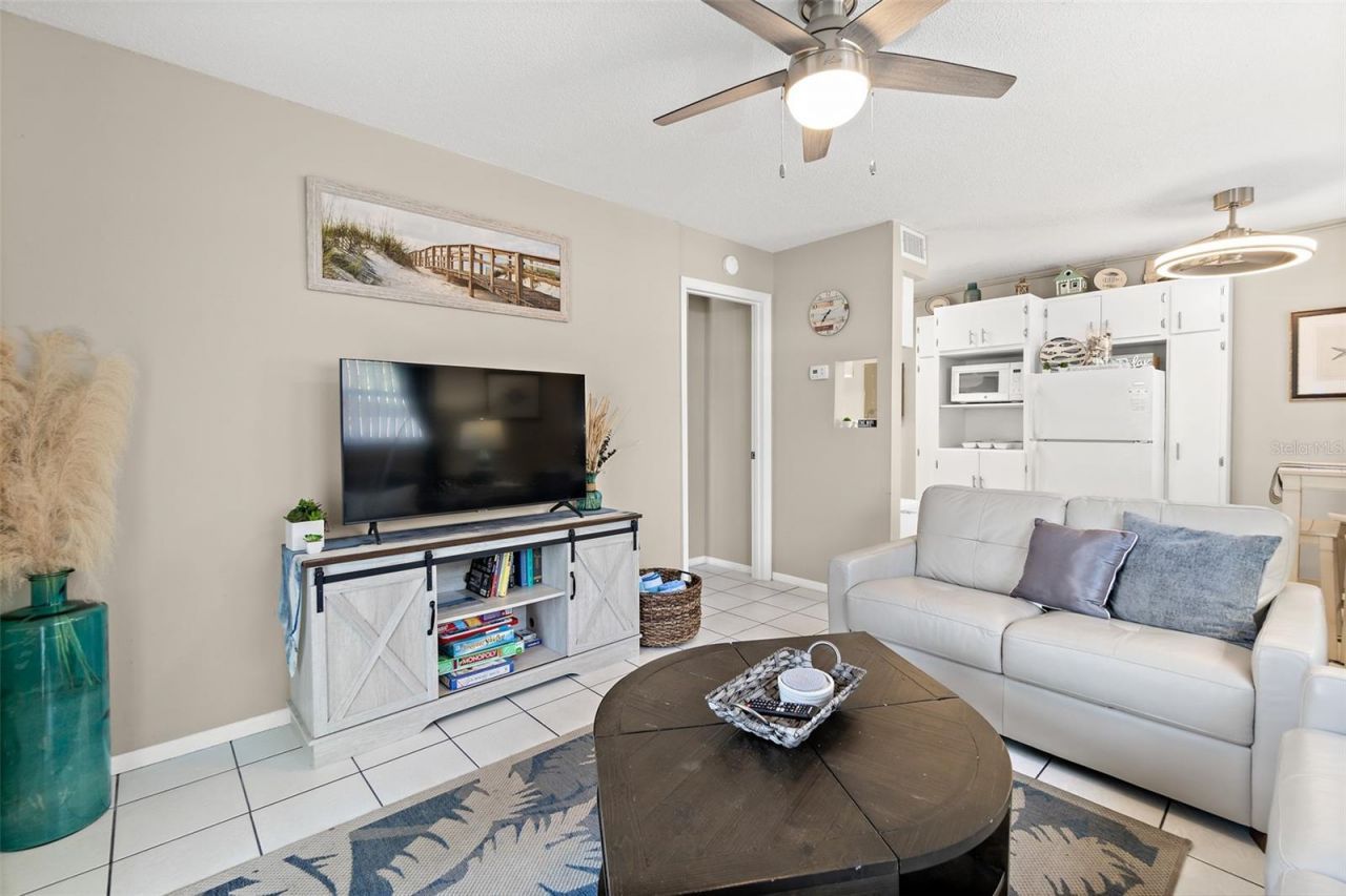 425 Tyler Avenue , Unit 4B, Cape Canaveral, FL 32920 Photo