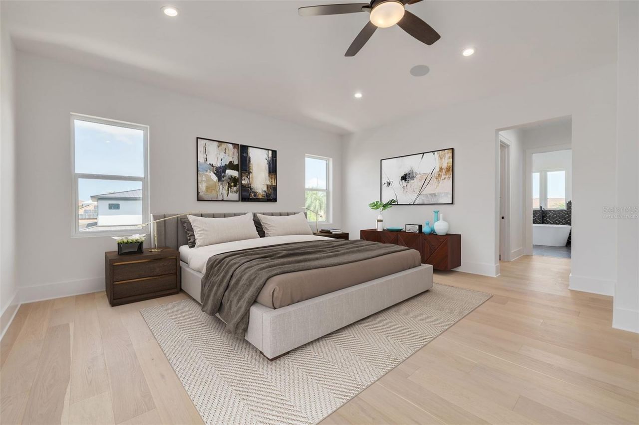 6012 Kipps Colony Drive E, Gulfport, FL 33707 Photo