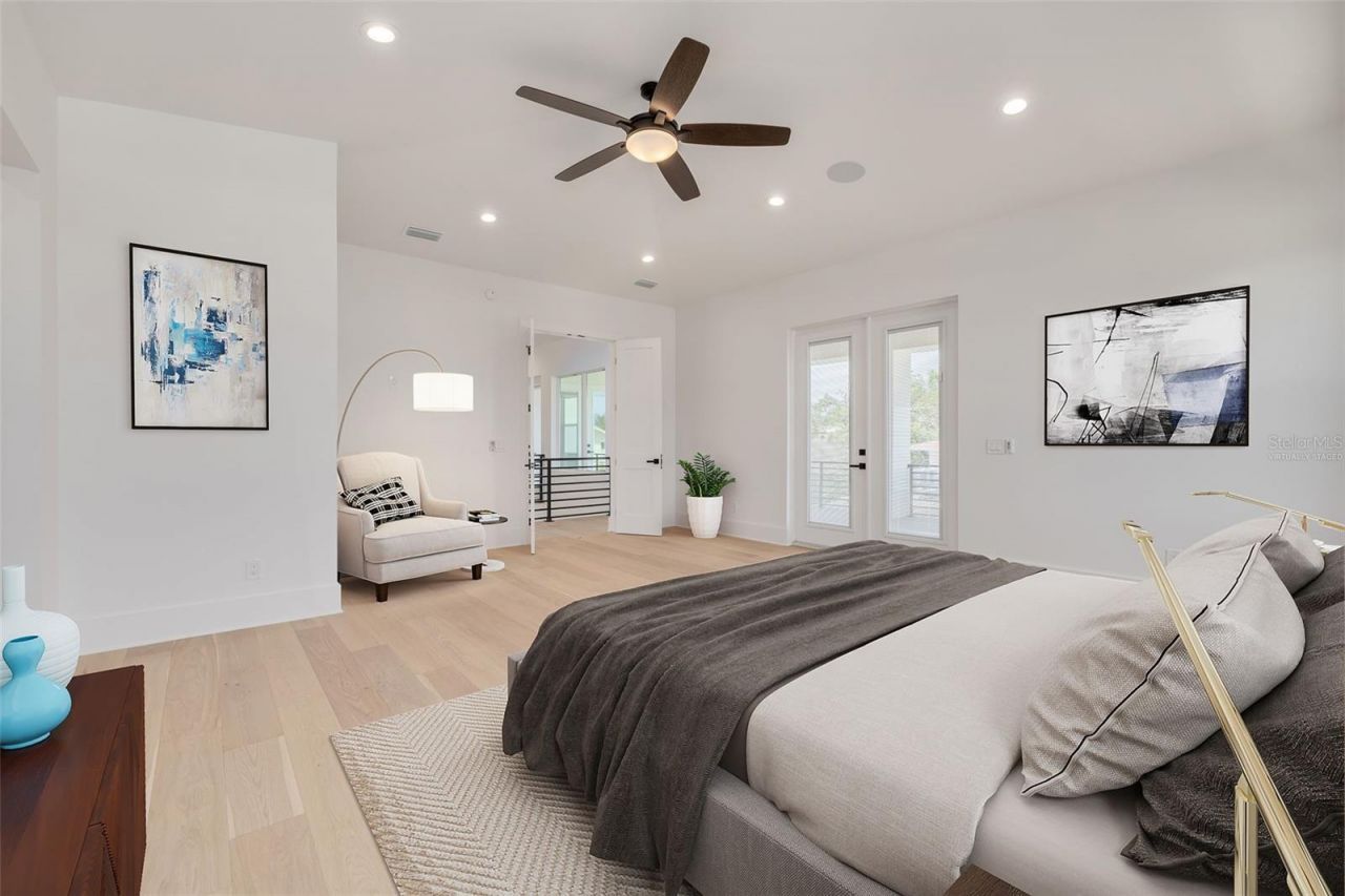 6012 Kipps Colony Drive E, Gulfport, FL 33707 Photo