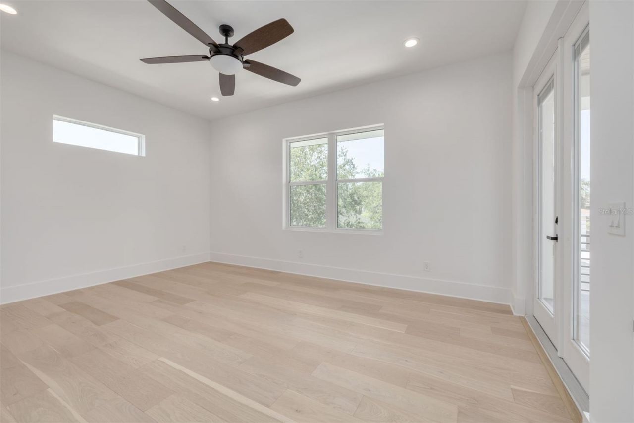 6012 Kipps Colony Drive E, Gulfport, FL 33707 Photo