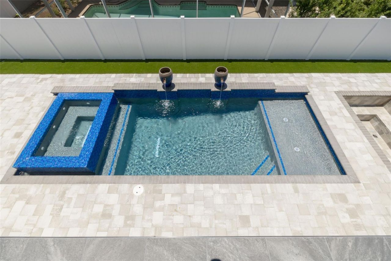 6012 Kipps Colony Drive E, Gulfport, FL 33707 Photo