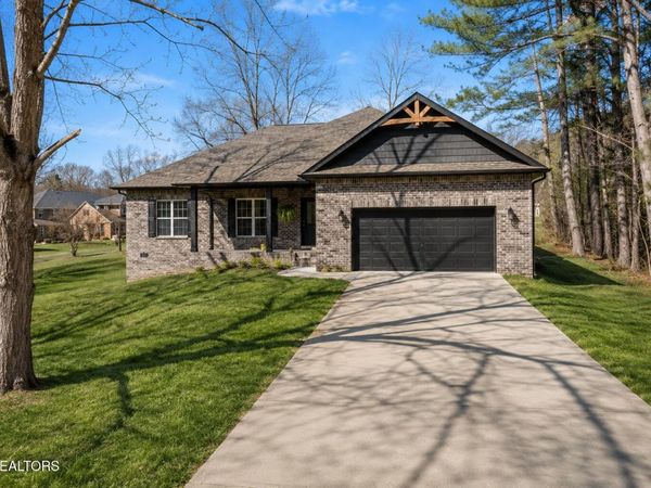 2925 Marvin Circle, Maryville, TN 37803