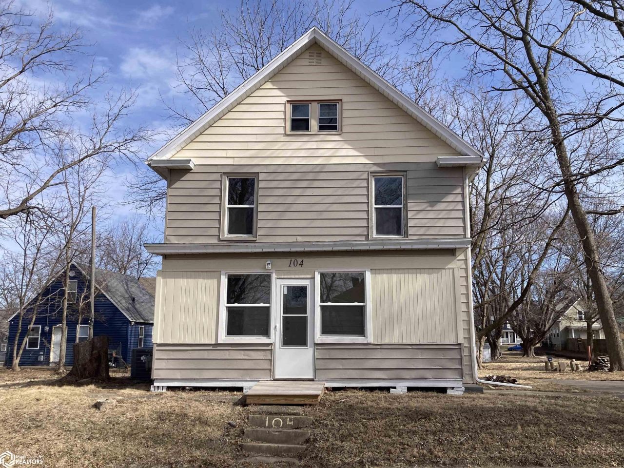 104 S Leebrick Street, Burlington, IA 52601 Main Photo