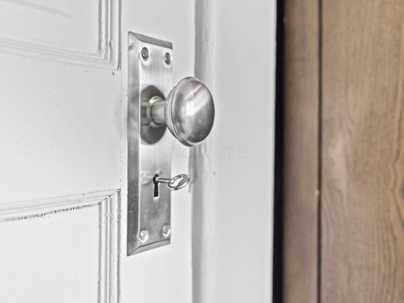 647 Oakwood Avenue, Columbus, OH 43205 Photo 59