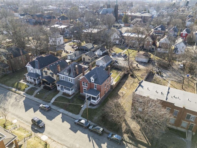 647 Oakwood Avenue, Columbus, OH 43205 Photo 78