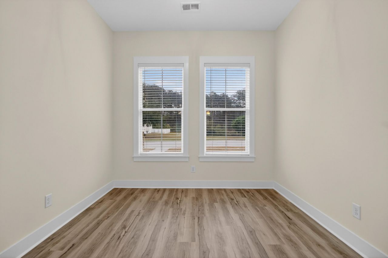 102 Brightwood Drive Photo 16