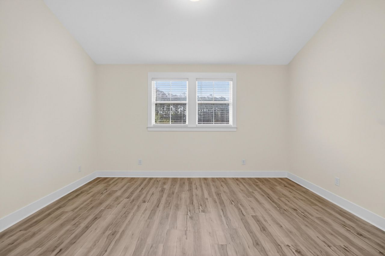 102 Brightwood Drive Photo 32