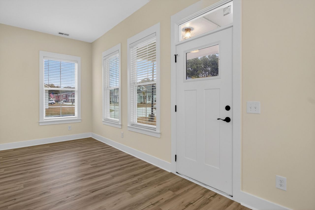 102 Brightwood Drive Photo 6