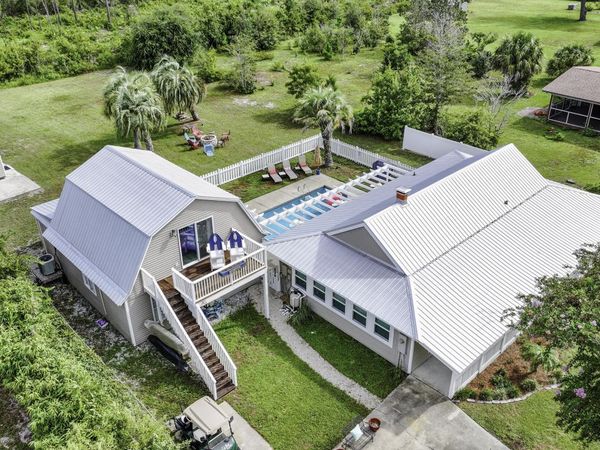 78 1st Street, Port St Joe, FL 32456