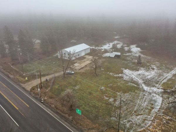 38706 N NEWPORT Hwy, Elk, WA 99009