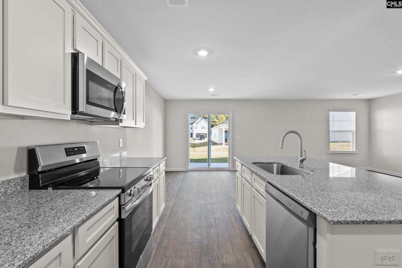 516 Corkscrew Lane Photo 9