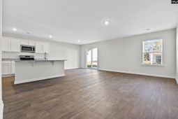 516 Corkscrew Lane photo 4