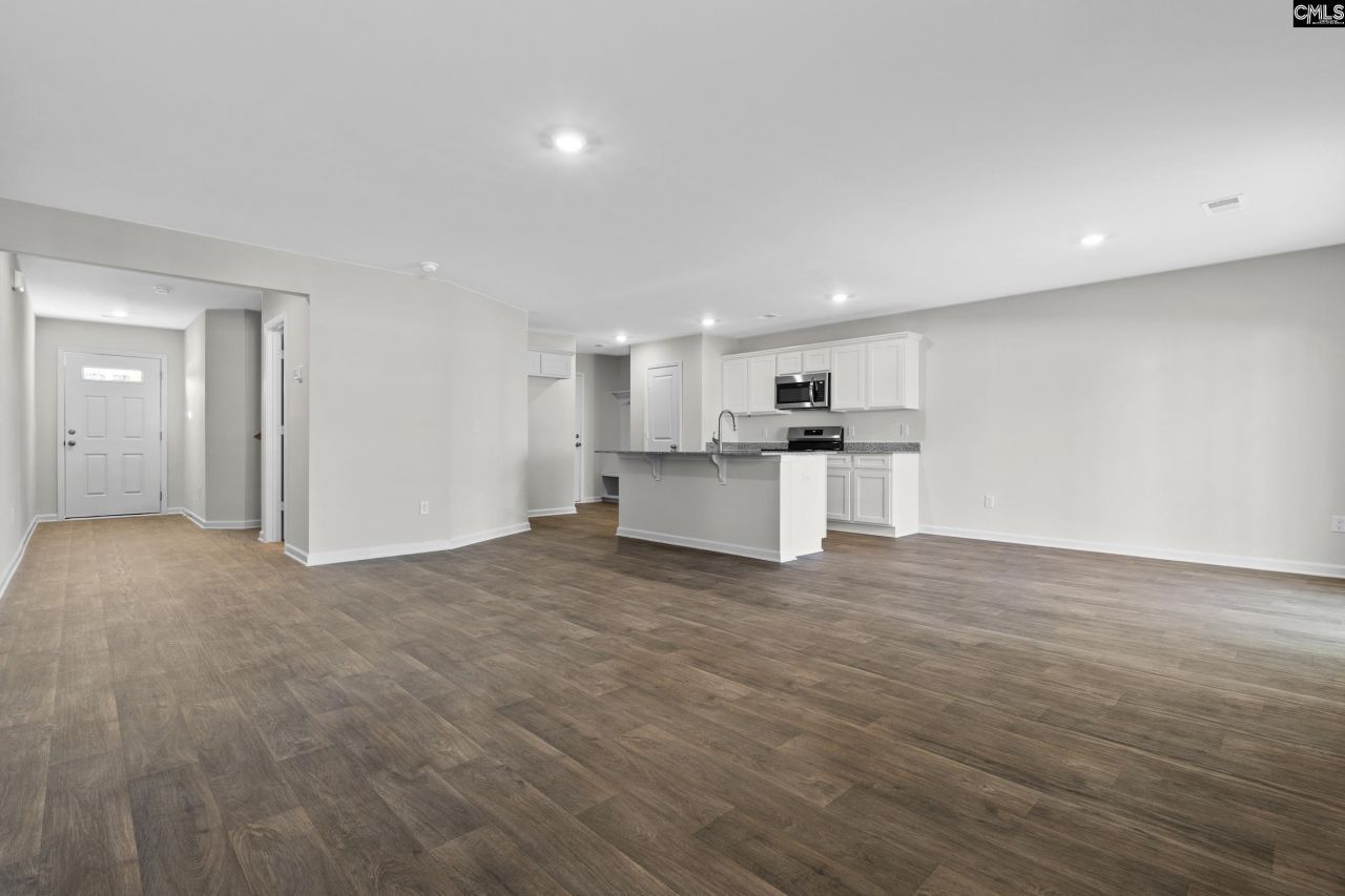 516 Corkscrew Lane Photo 6