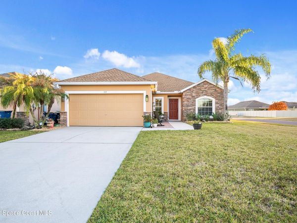 189 Wishing Well Circle SW , Palm Bay, FL 32908