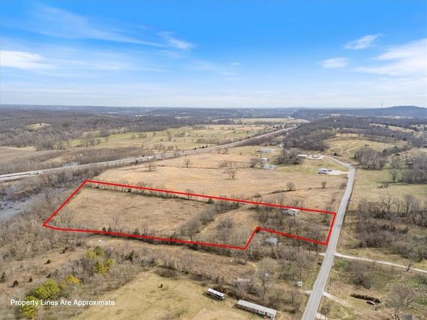 17604 Kincheloe Road , Siloam Springs, AR 72761