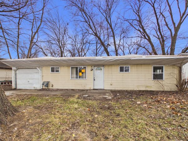 16213 Saint Louis Avenue , Markham, IL 60428