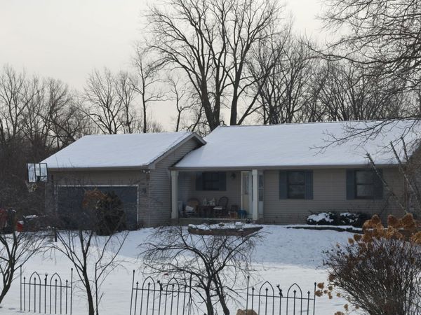 7523 Hickory Grove , Wonder Lake, IL 60097