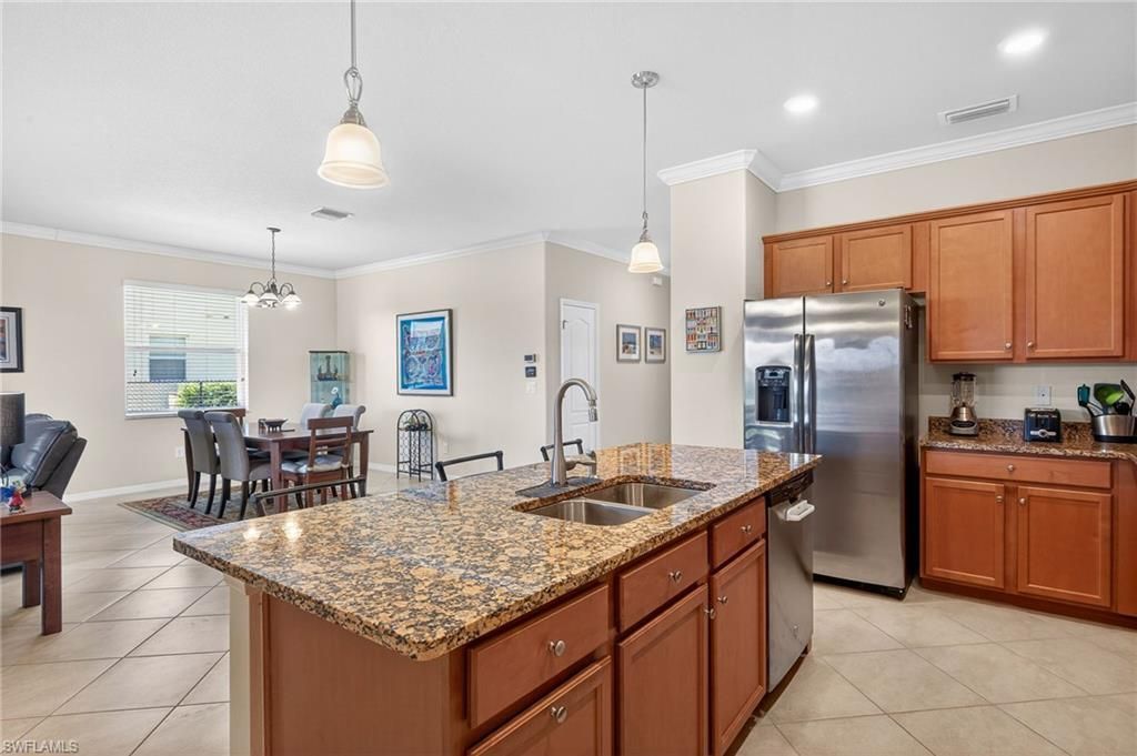 2548 Caslotti Way, Cape Coral, FL 33909 Photo