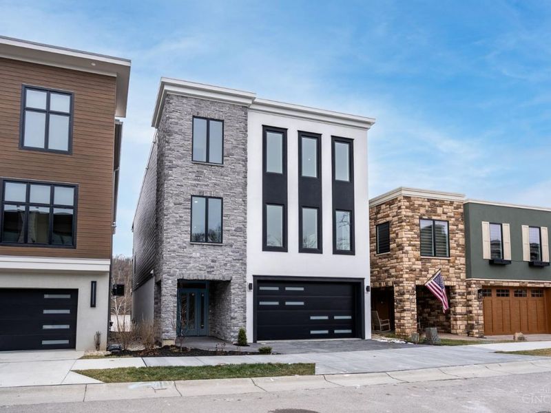 5751 Sanctuary Place, Cincinnati, OH 45230 Photo 2