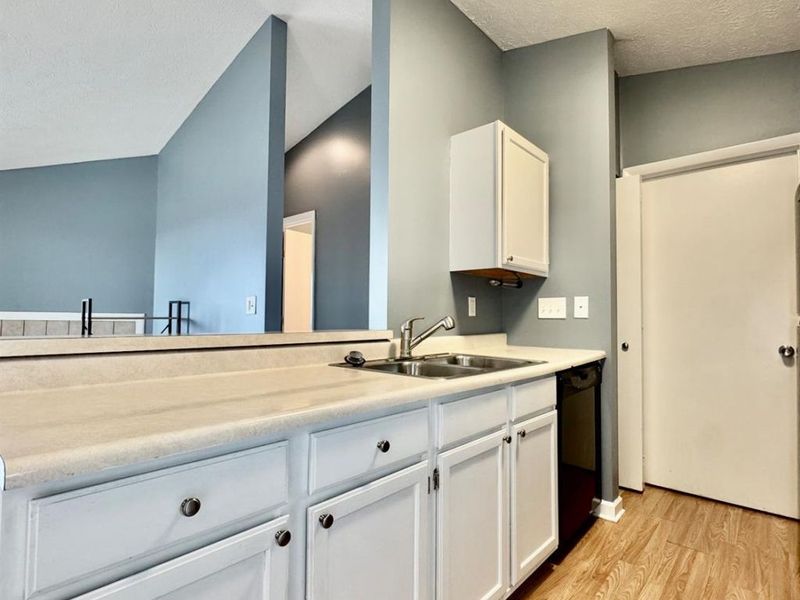 8854 Eagleview Drive, Unit 6, West Chester, OH 45069 Photo 11