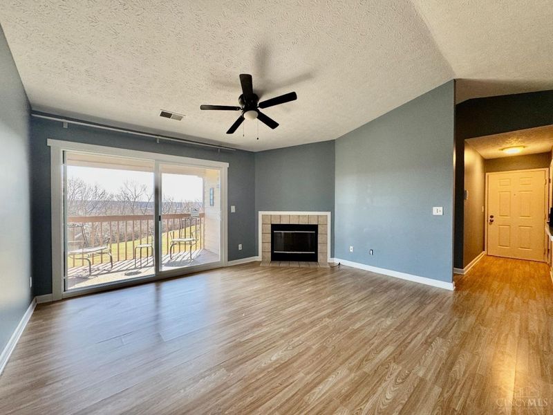 8854 Eagleview Drive, Unit 6, West Chester, OH 45069 Photo 4