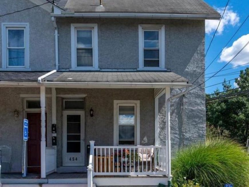 454 Seminary Street, Pennsburg, PA 18073 Main Photo