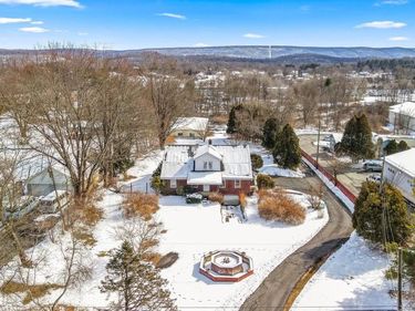 2115 W MAIN STREET, STROUDSBURG, PA 18360