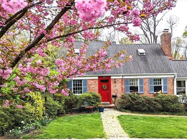 6715 QUEENS CHAPEL ROAD, HYATTSVILLE, MD 20782