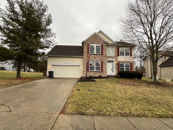12478 Thoroughbred Drive , Pickerington, OH 43147