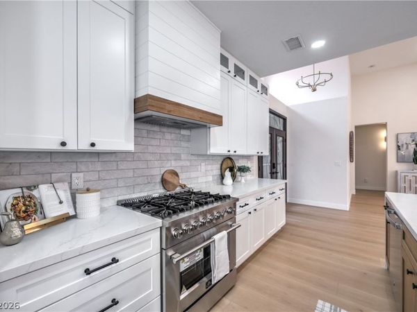 10301 Marymont Place, Las Vegas, NV 89134