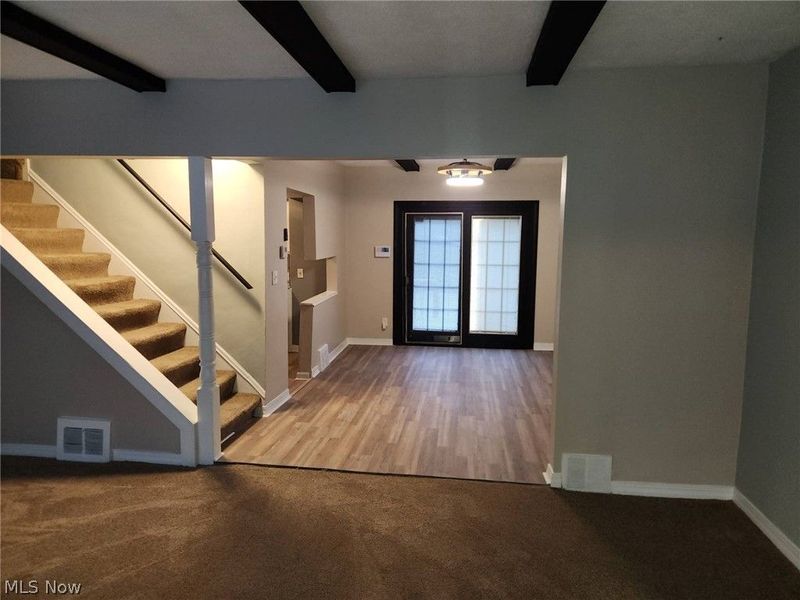 8230 Garfield Boulevard, Cleveland, OH 44125 Photo 2