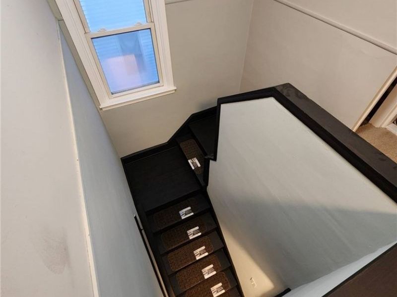 8230 Garfield Boulevard, Cleveland, OH 44125 Photo 20