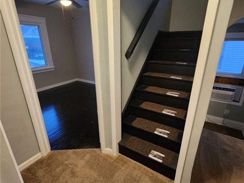 8230 Garfield Boulevard, Cleveland, OH 44125 Photo 22