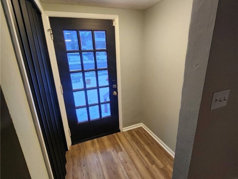 8230 Garfield Boulevard, Cleveland, OH 44125 Photo 4