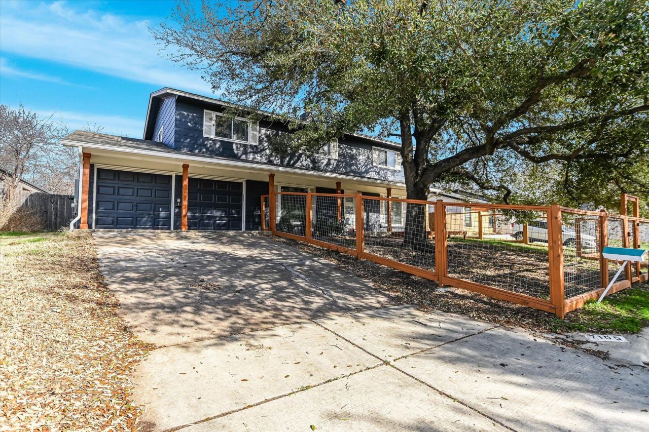 7105 Meadowood Dr, Austin, TX 78723 Main Photo
