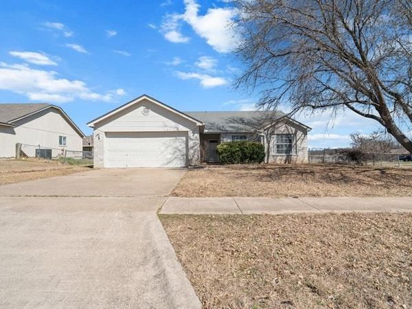 2509 Coach DR, Killeen, TX 76543