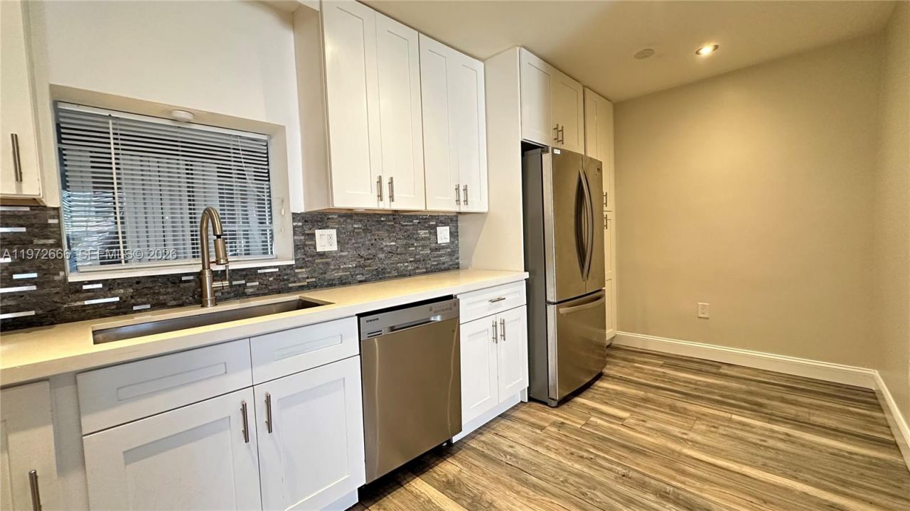 8450 NW 26th St, Sunrise, FL 33322 Photo