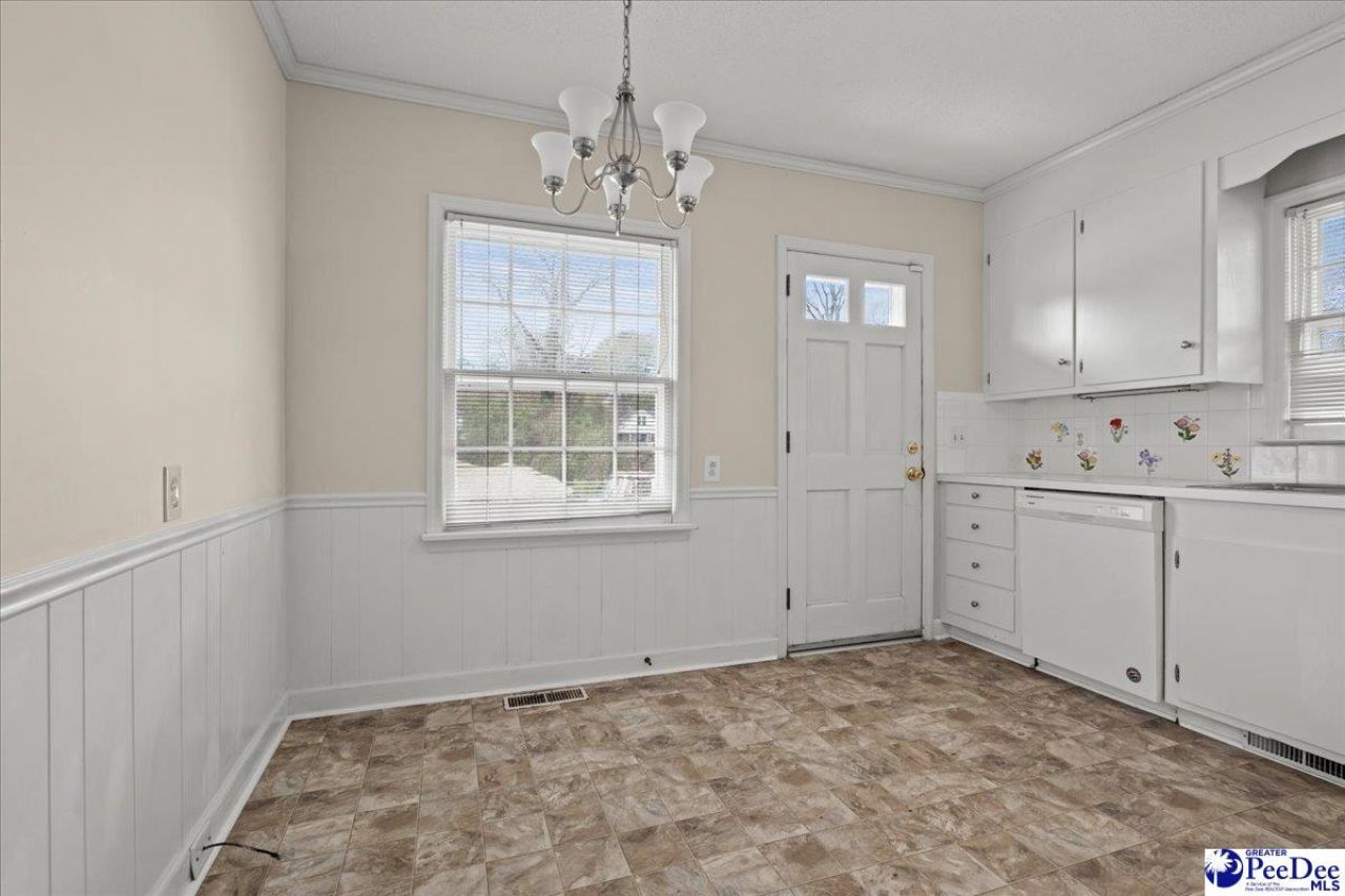 509 Spruce St Photo 11