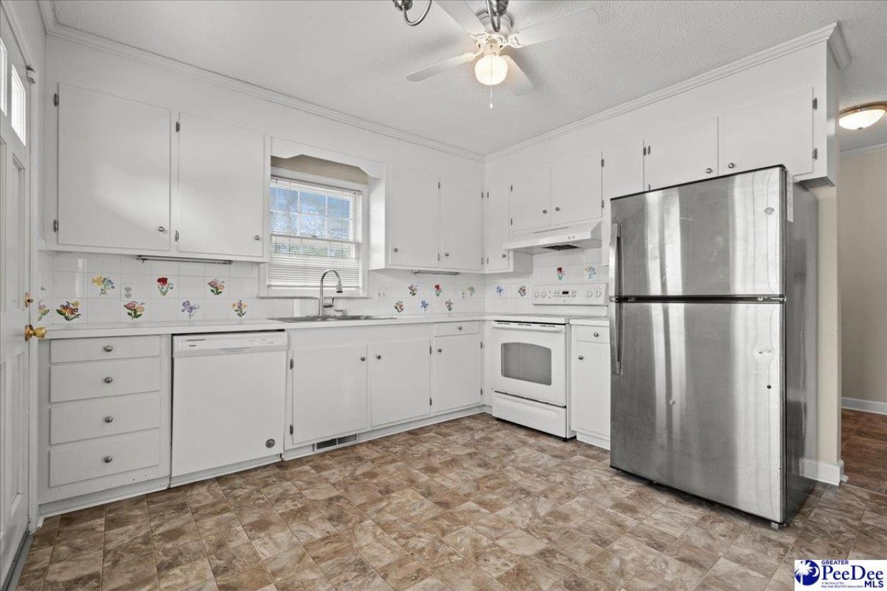 509 Spruce St Photo 12