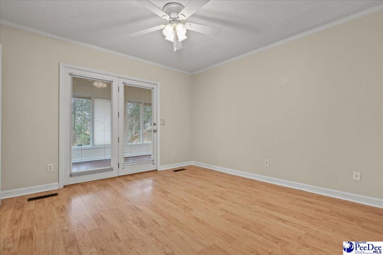 509 Spruce St Photo 24