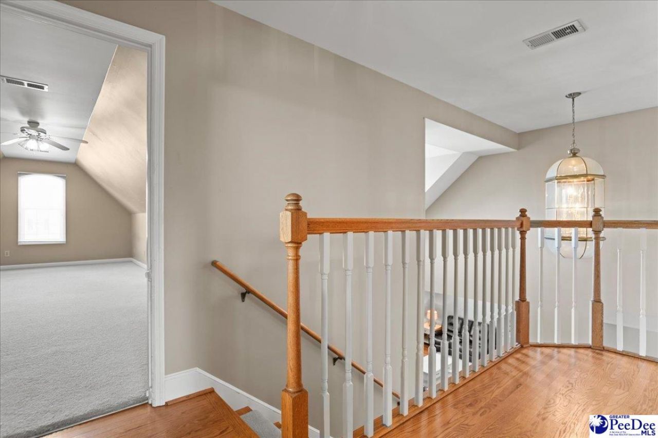 1614 Westview Dr Photo 17