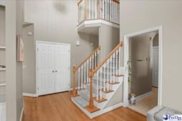 1614 Westview Dr photo 4