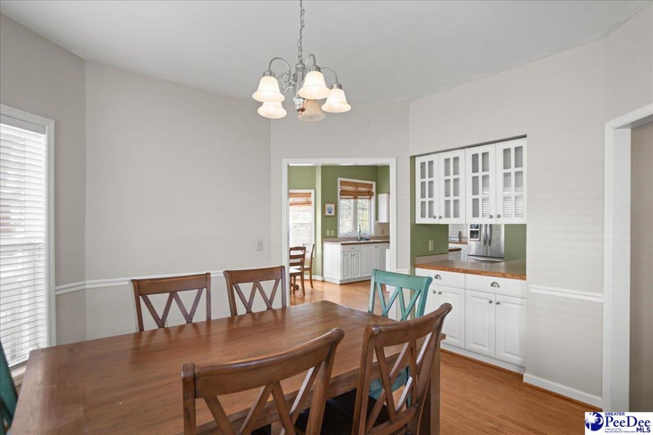 1614 Westview Dr Photo 7