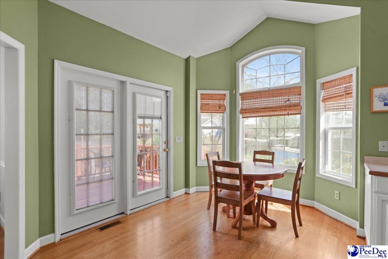 1614 Westview Dr Photo 9