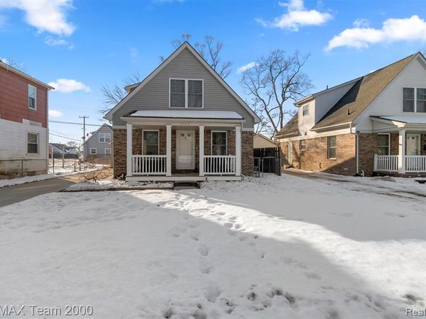 21025 Glen Lodge Road, Royal Oak Twp, MI 48220